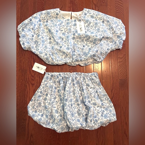 Gianni Bini Dresses & Skirts - GB Floral Matching Top & Bubble Shorts Set – White/Blue – Women’s S – NWT